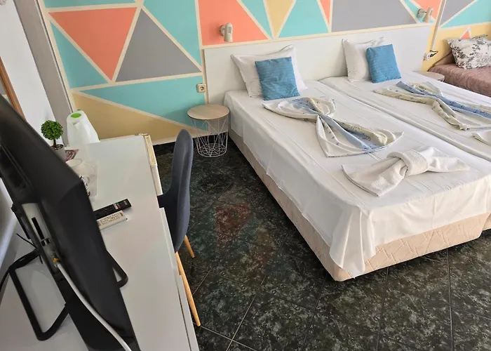 欧利恩酒店 3* 索佐波尔